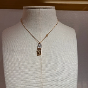 代购23新款lv双牌女士项链路易威登金银双色吊坠nanogram情侣礼