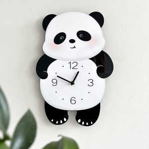 可爱卡通熊猫摇摆钟表创意客厅静音挂钟儿童房卧室餐厅家用时钟