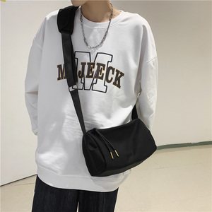 斜挎包男ins潮小包2021新款时尚单肩包简约休闲学生背包运动挎包