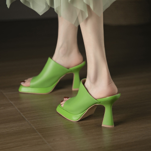 绿色防水台高跟鞋女粗跟凉拖鞋女夏时尚外穿性感一字拖真皮鱼嘴鞋
