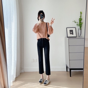 高腰百搭显瘦针织高端牛仔裤女2022年春季新款毛边九分裤直筒女鞋