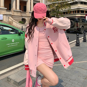 粉色棒球服外套女春秋外搭设计感小众宽松立领单排扣休闲运动上衣