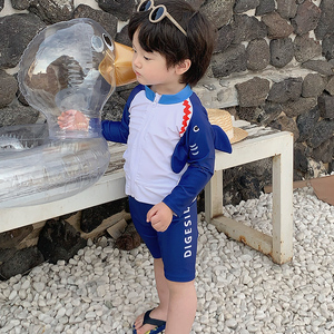 儿童泳衣男童鲨鱼卡通宝宝游泳衣裤分体长袖中小童防晒速干套装潮