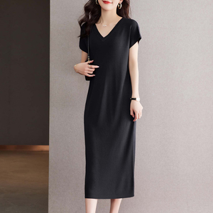 短袖黑色连衣裙女2024新款夏季气质宽松大码时尚休闲冰丝针织长裙
