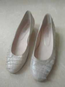 Luxman莱克斯曼女鞋银色桔色圆头绵羊皮花边平跟单鞋鞋子原2580
