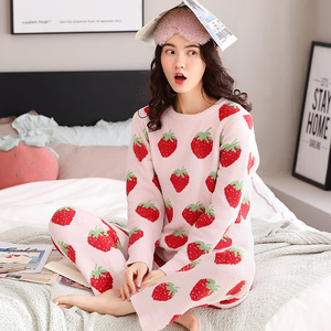 睡衣女秋冬珊瑚绒网红款可爱草莓法兰绒保暖少女家居服套装可外穿