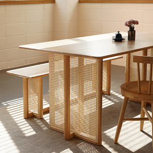 北欧实木餐桌家用小户型餐桌椅组合日式藤编圆桌现代简约民宿桌子