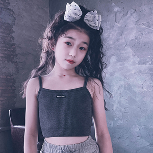 吊带背心露脐儿童