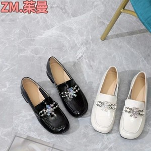 2317茱曼女鞋正品真皮单鞋乐福鞋低跟鞋小熊复古2022春款