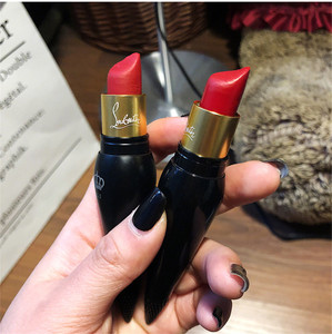 christian_louboutin小萝卜丁女王权杖不易脱色口红001m/500/505m