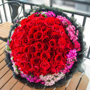99朵红粉香槟玫瑰黑纱花束长春同城鲜花速递吉林石家庄生日送花店