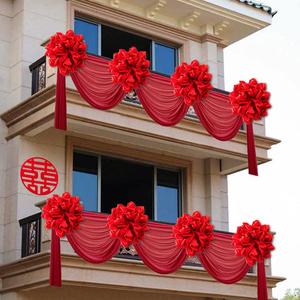 新品农村小院结婚装饰别墅阳台纱幔波浪旗彩带婚礼外景布置拉花庭