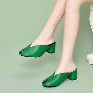 鱼嘴鞋半包头皮拖鞋女时尚外穿真皮中跟绿色2024夏季新款高跟凉拖