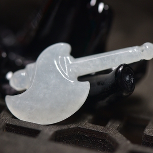 冰糯种天然翡翠a货玉石斧头吊坠男女款斧头玉吊坠