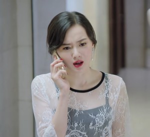 暖爱秦樱素霍栀江铠同同款黑白蕾丝睫毛上衣