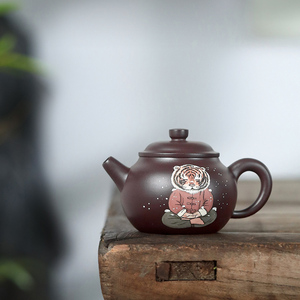 【陶源】宜兴名家尹霞纯全手工紫砂壶茶壶 紫泥泥绘静思虎200cc