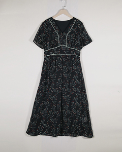 谷邦专柜正品 高档女装夏季新款v领印花修身连衣裙242159