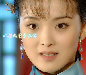 还珠格格晴儿王艳同款点翠彩釉耳环