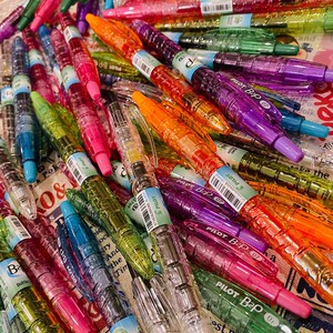 美版宝特瓶限定pilot百乐bl-b2p矿泉水瓶中性笔透明彩色杆0.5/0.