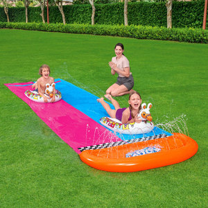 小孩玩水充气水滑道儿童草坪水滑梯水上乐园设备喷水垫双人滑水道