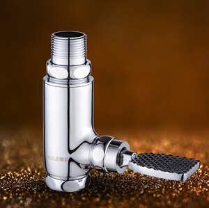 蹲便器脚踏式冲水阀脚踩冲洗阀立式单冷面盆水龙头洗手盆快开水嘴