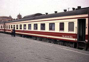 百万城22型客车