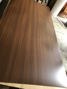 金橡木木纹防火板耐火板美耐板饰面板0.7MM厚度桌面贴面免漆