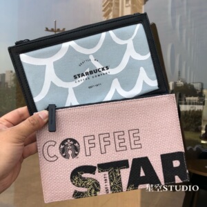 星巴克2020可爱绿围裙小熊卡包麻布鱼鳞款多功能收纳手包文具包