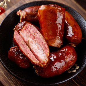 杨大爷四川特产正宗排骨香肠腊肠农家手工自制麻辣脆骨熏肠腊肉