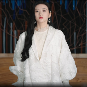 司藤景甜白英同款白色重工刺绣风衣外套女时尚百搭简约女私人定制