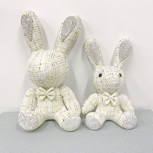 可爱镶钻粉色布偶水钻兔子公仔小香风娃娃客厅玩偶摆件饰品玩具