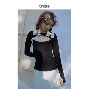 shiitake诗塔克设计师品牌胸前开口黑色贴身针织打底衫