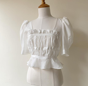 贵族方领露锁骨短款洋气褶皱泡泡袖夏季衬衫高端