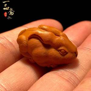 名家橄榄核雕单核