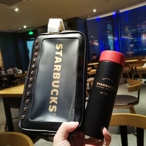 星巴克杯子黑金系列圣诞典藏款不锈钢保温杯带杯套便携车载喝水杯