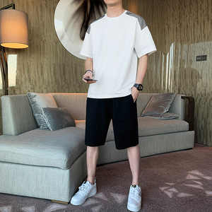 夏季短袖t恤男生套装宽松港风五分半袖ins潮流嘻哈搭配帅气两件套