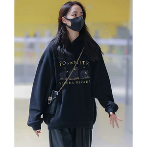 三只小熊黑色卫衣