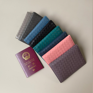 MCBV真皮手工编织护照夹卡包钱夹男女通用真皮多功能一体收纳卡包