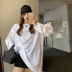 秋冬卫衣内搭白t叠穿长t长白色打底t恤女长款遮屁股神器内衬大码