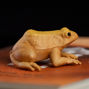 黄杨木雕青蛙工艺品金蟾招财摆件手把件实木茶宠创意礼品客厅装饰