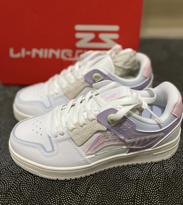 李宁天迹系列板鞋女子冬季耐磨低帮系带休闲小白鞋白紫agcp362-12