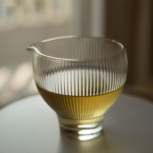 日本回流个性竖纹玻璃创意公道杯手握茶海茶具匀茶耐高温分茶器