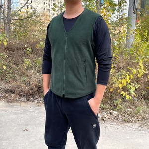 绒背心抓绒保暖防寒制式秋冬季拉链打底摇粒绒坎肩军绿色绒马甲男