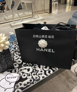 货 山茶花黑色购物袋礼品袋精品店专柜新款收纳纸袋