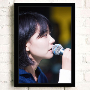 房东的猫海报 小黑王心怡民谣歌手挂画大学生实木相框墙装饰画图