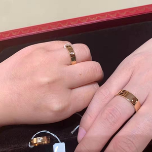 cartier卡地亚 经典款love戒指 18k玫瑰金宽版 窄版情侣对戒婚戒