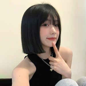 假发短发女全头套式2021年时尚新款lisa同款一刀切减龄波波头发型