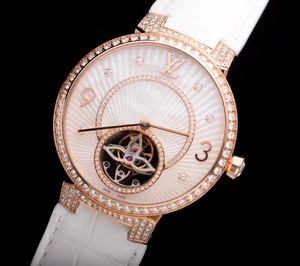 lv路易威登玫瑰金镶钻陀飞轮自动机械腕表602580