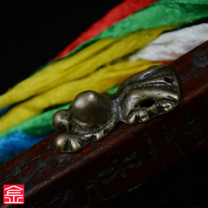 金城关〓藏传 老天铁 老托甲 雪狮 藏族饰品