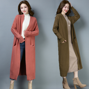 秋冬麻花大毛衣外套女中长款宽松大码外搭加厚过膝粗毛线针织开衫